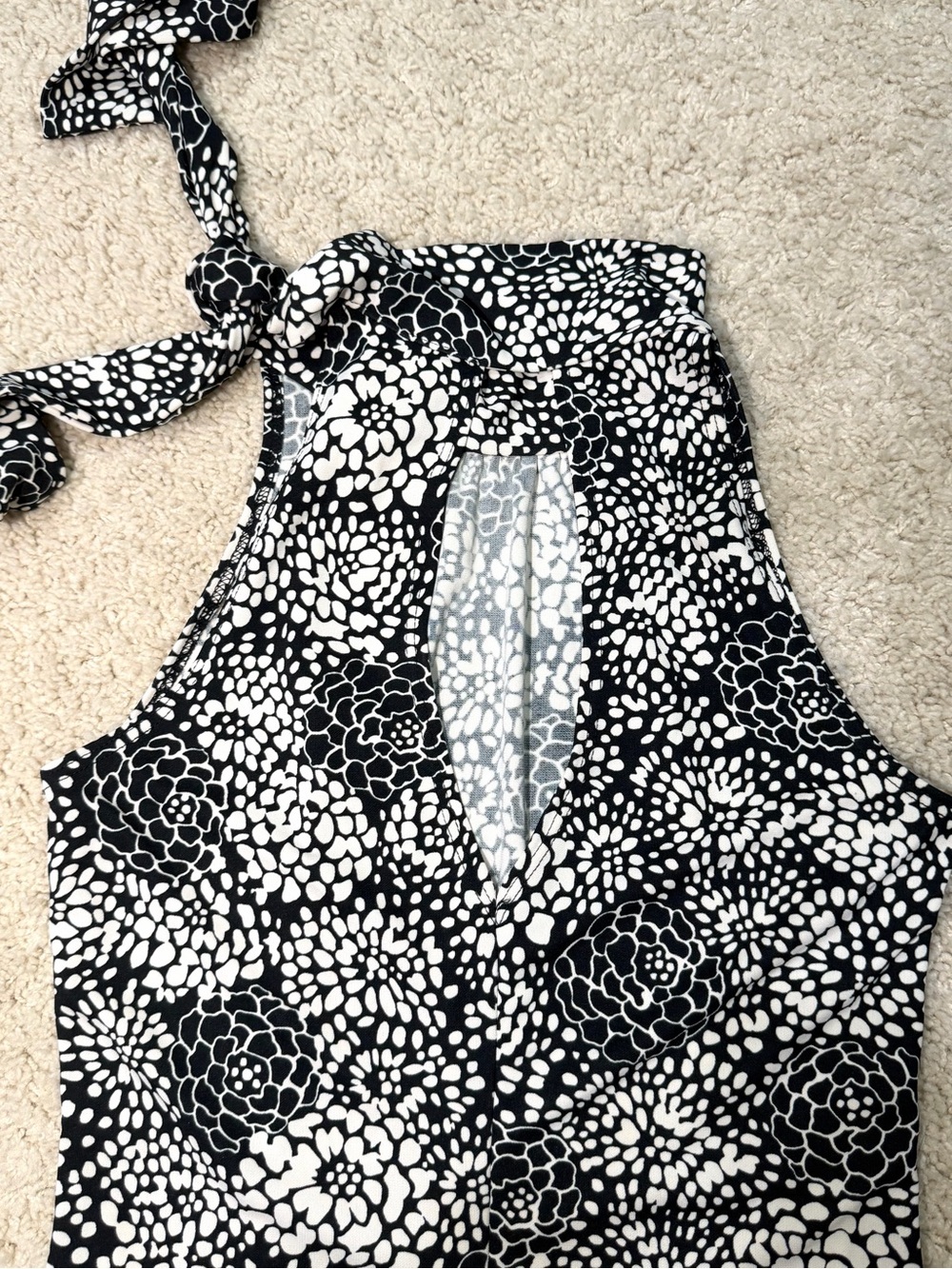 White House Black Market Tie Neck Halter Floral Print Blouse Size XS - Picture 4 of 6